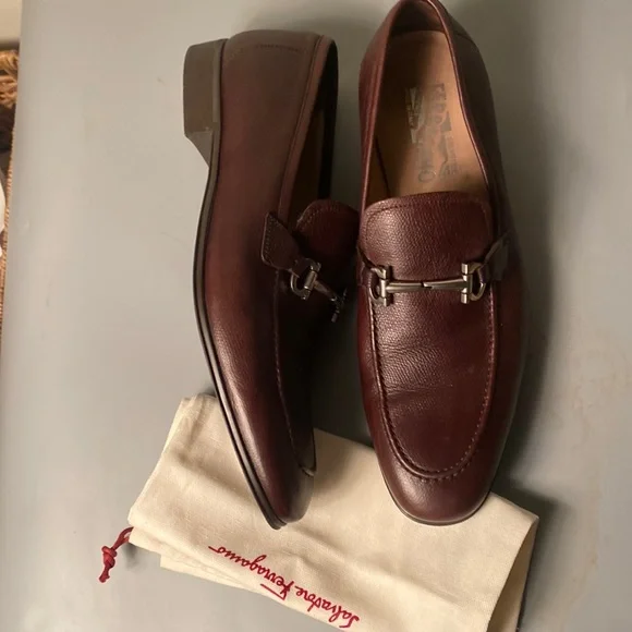 Am selling men brown ferragamo shoe Amazon.com | Ferragamo Men main image 4